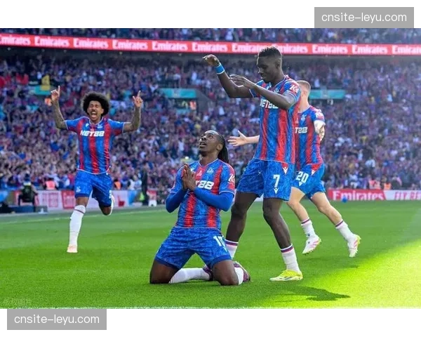 哈弗茨埃泽伤退迫使阿尔特塔重组锋线 约克雷斯或顶替伪九号位置